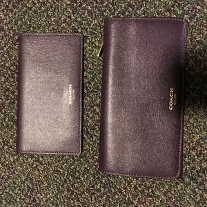 EUC Authentic Coach Purple Pebbled Leather TriFold